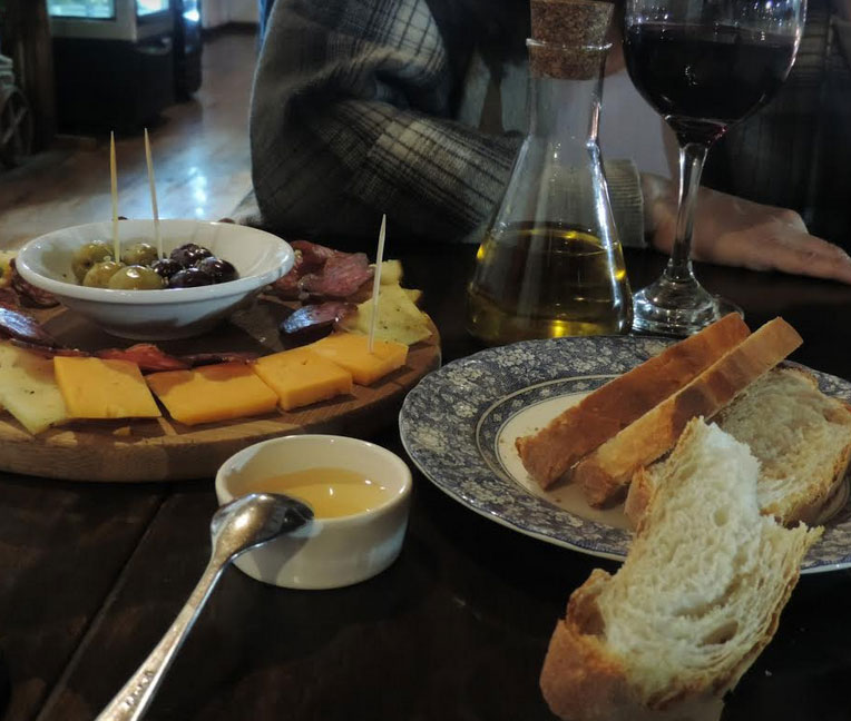 Filippo:  Wine, cheese & bread pizzeria with a view