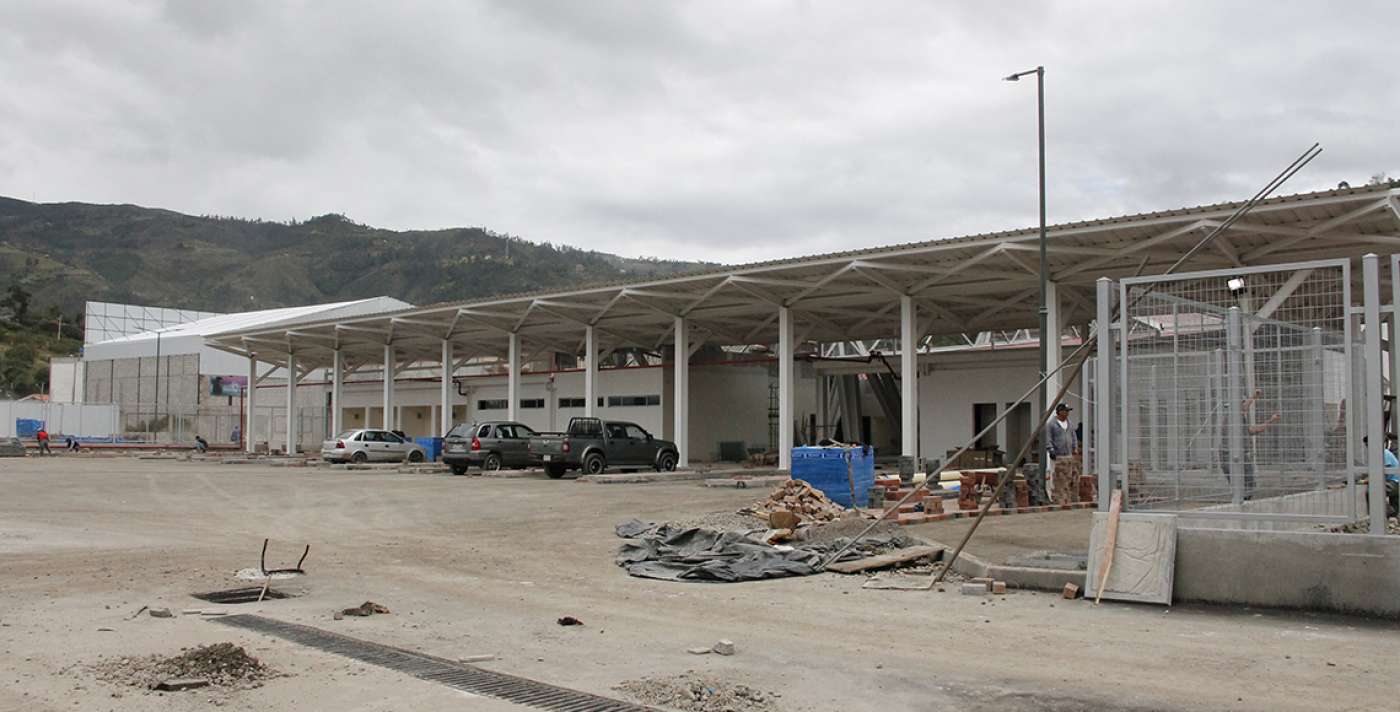 The new bus terminal for Gualaceo is finished