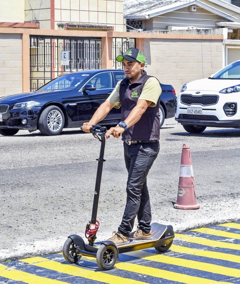 Electric scooters being considered as a transportation alternative for Guayaquil