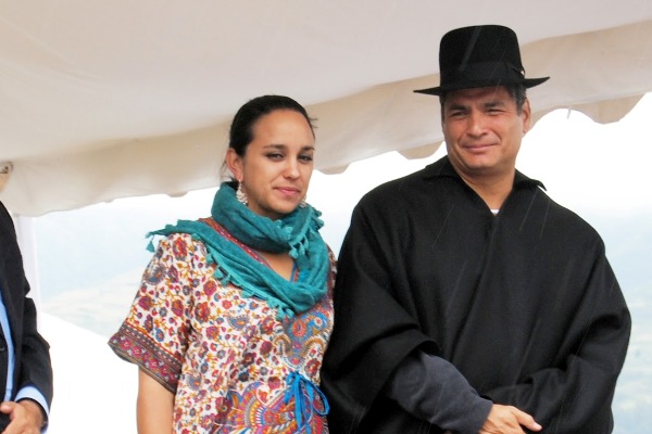 Salaries suspended for Ecuadorian politicians hiding in Mexican embassy