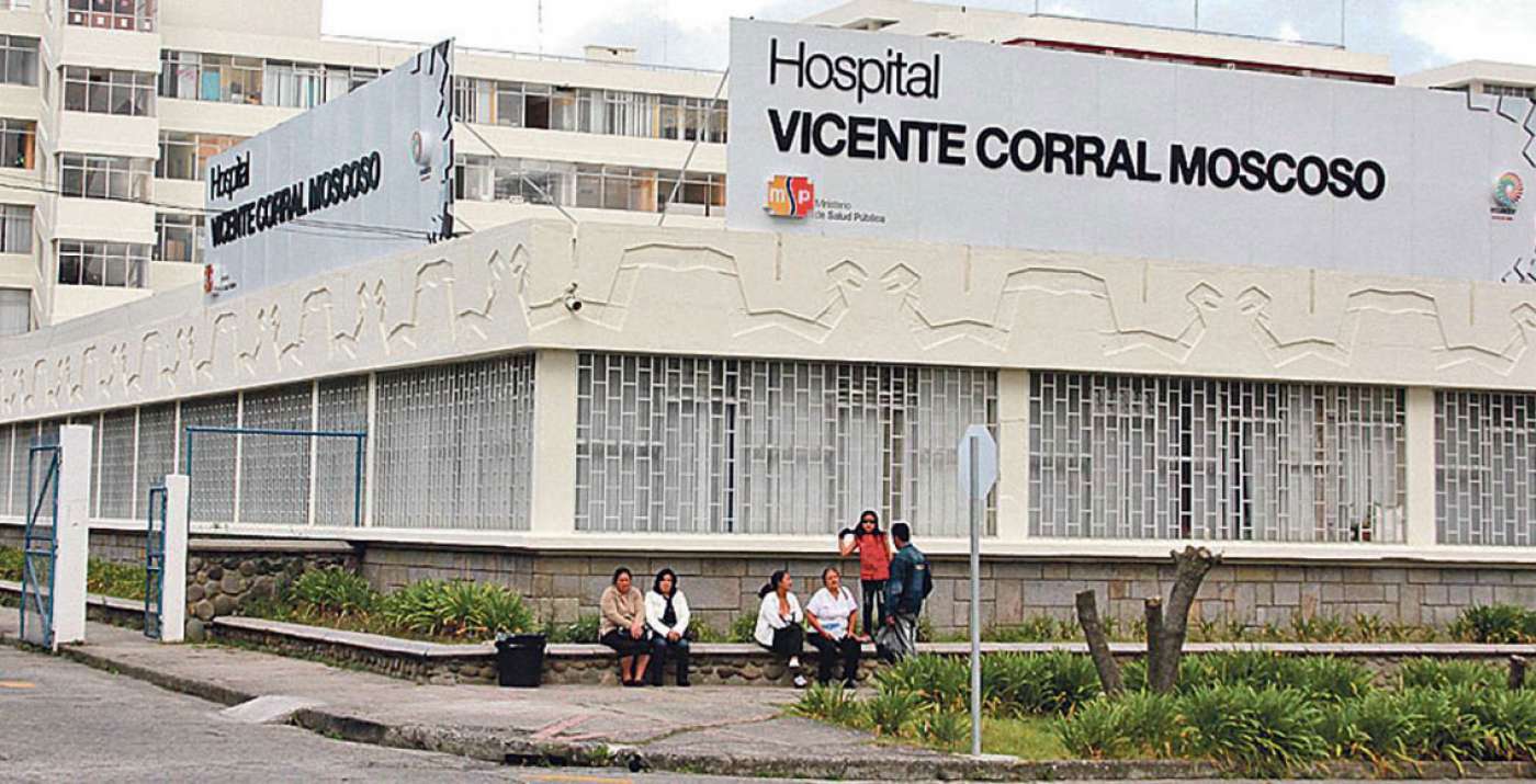 Vicente Corral Moscoso hospital launches pilot program to digitize patient medical records