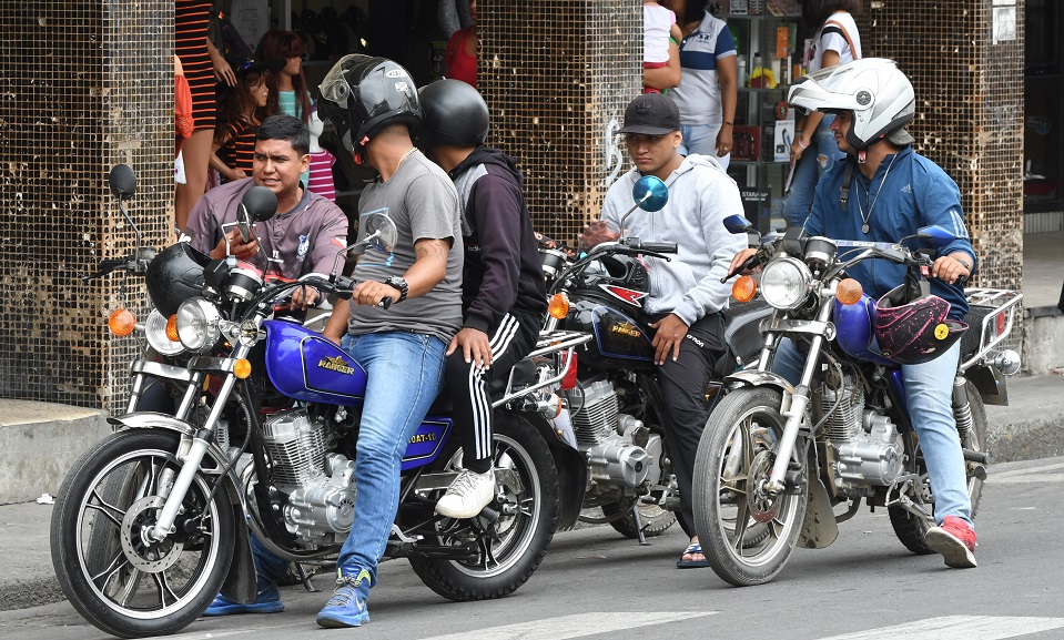 Milagro outlaws two men on a motorcycle to reduce crime