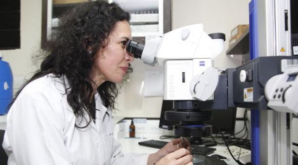 Three female Ecuadorian scientists highlighted in Science magazine