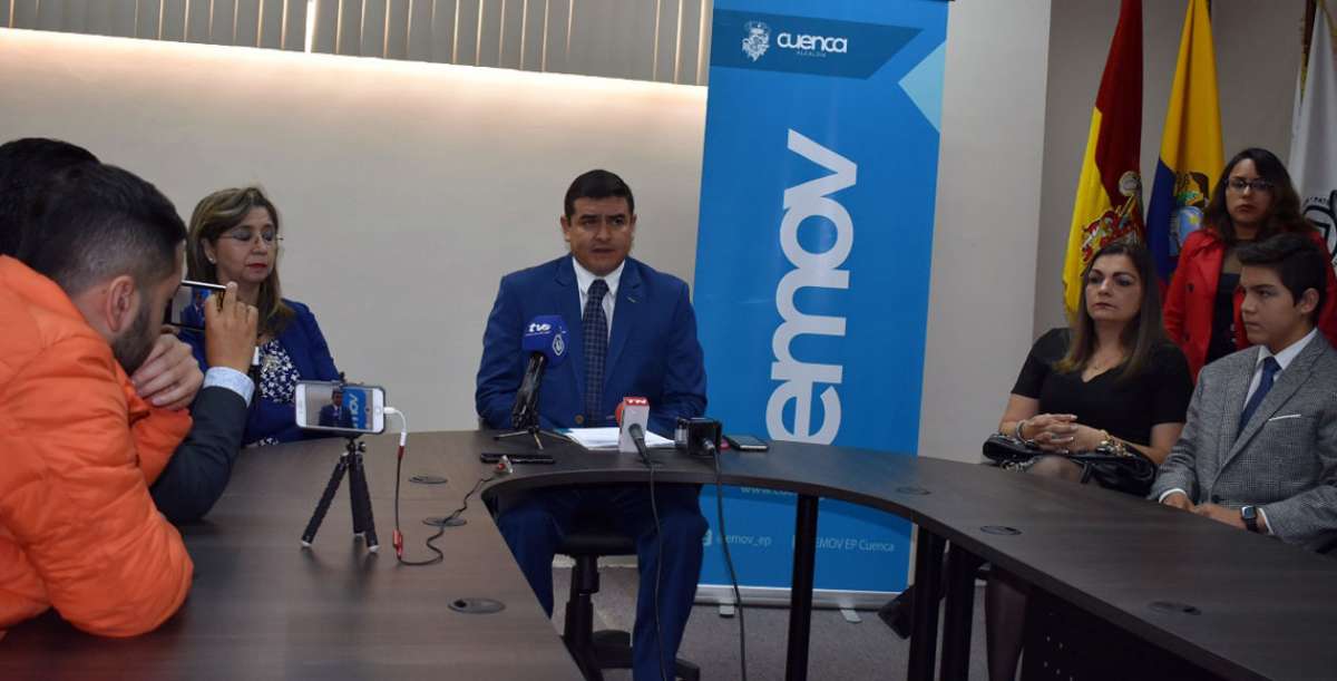 Aguirre leaves EMOV due to differences with the municipal administration