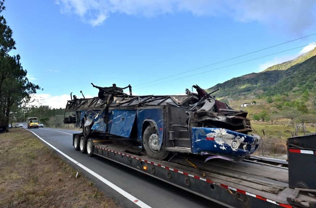 Families of migrants who were traveling in a bus that crashed in Panama still don’t know what happened to their loved ones