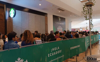 Customers Flock to First Starbucks in Ecuador; Krispy Kreme Opens Nearby This Week