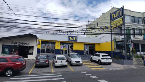 TuTi's 88% Growth Reshapes Ecuador's Retail Market - The Cuenca Dispatch