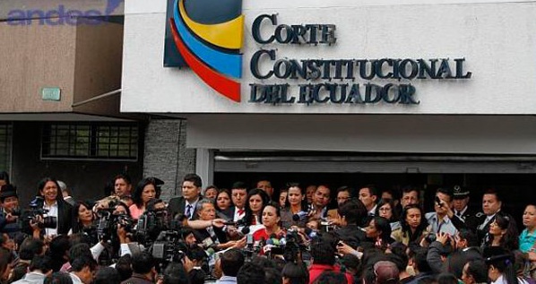Noboa challenges Constitutional Court in unprecedented confrontation