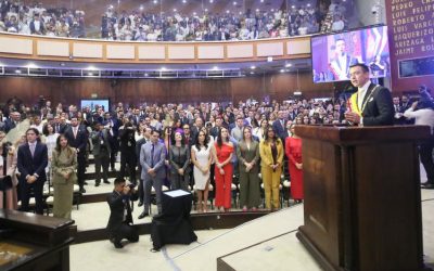 Noboa turns toward roads, metros and medicine as political stakes rise