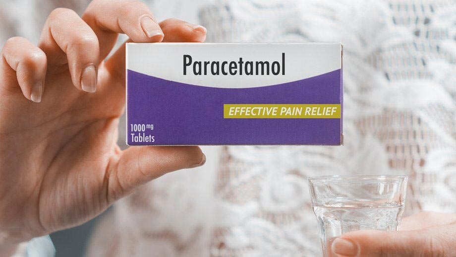 Self-medication in Ecuador raises alarms as pharmacies push prescription awareness