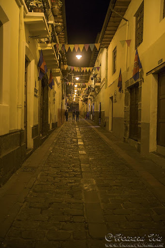 Quito’s historic heart thrives by day but empties after dark.jpg