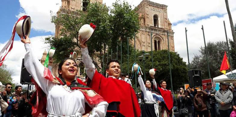 Azuay captures more than 100,000 trips as August holiday tourism reaches decade high