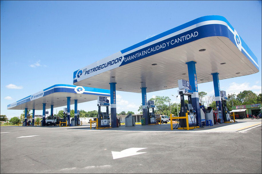 Gas-prices-fall-again-even-as-Ecuador-becomes-more-dependent-on-imported-fuel